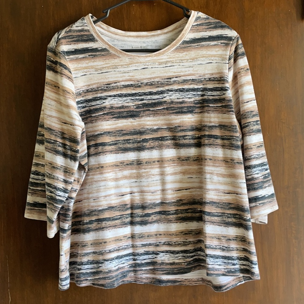 Studio Works Woman 1x top with 3/4 length sleeves - Picture 7 of 11